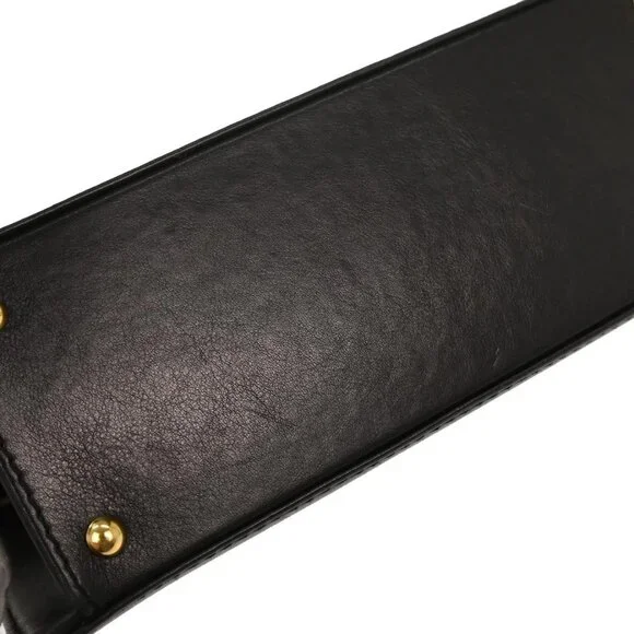 Chanel Black Calfskin Shoulder Bag 117660 - Picture 6 of 10